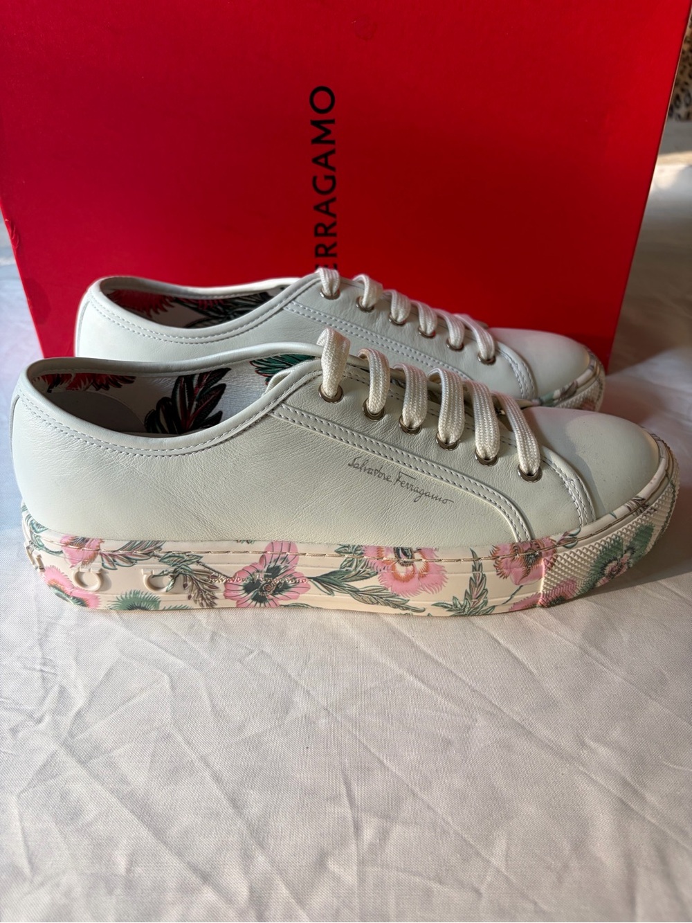 Salvatore Ferragamo White Leather Lace-Up Sneakers with Floral Trim BORG CUBE - Picture 3 of 5